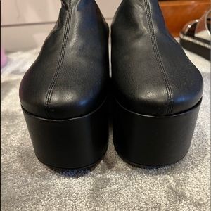 Simon Miller Vegan Coaster clog in black. New+Never worn. Platform is 3.5” high.